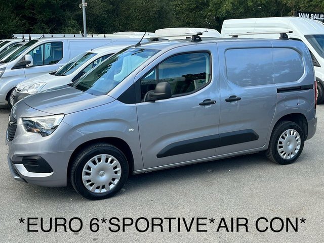 Compare Vauxhall Combo 1.5 L1h1 2300 Sportive DL69LHC Grey