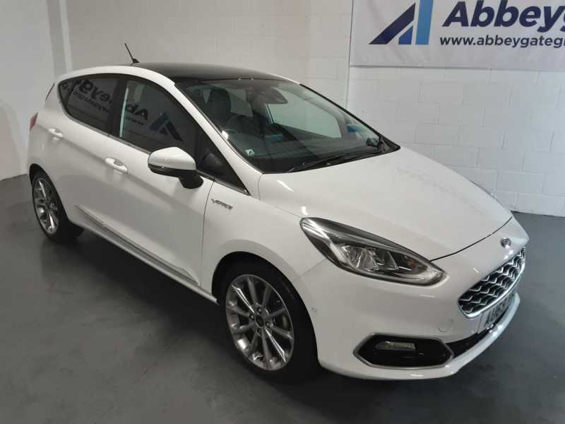 Compare Ford Fiesta 1.0 Ecoboost 140Ps Vignale 6-Speed AU69YRJ White