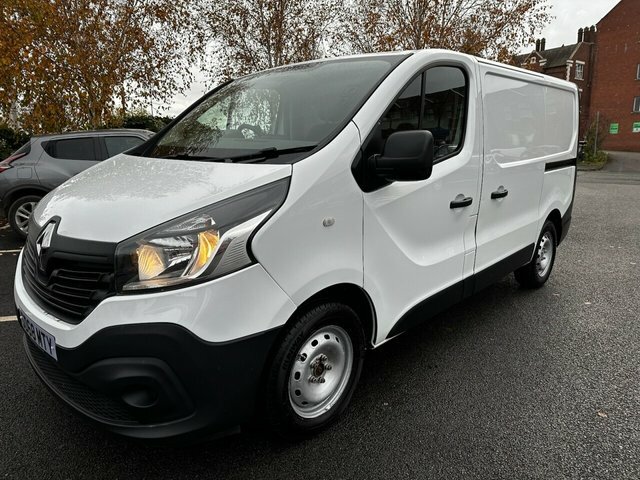 Compare Renault Trafic 1.6 Sl27 Business Dci 120 Bhp SD68MTY White