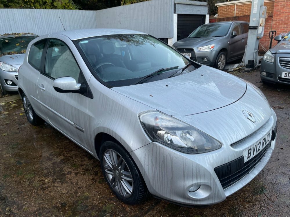 Used Renault Clio Hatchback 1.2 Dynamique Tomtom Euro 5 3dr in