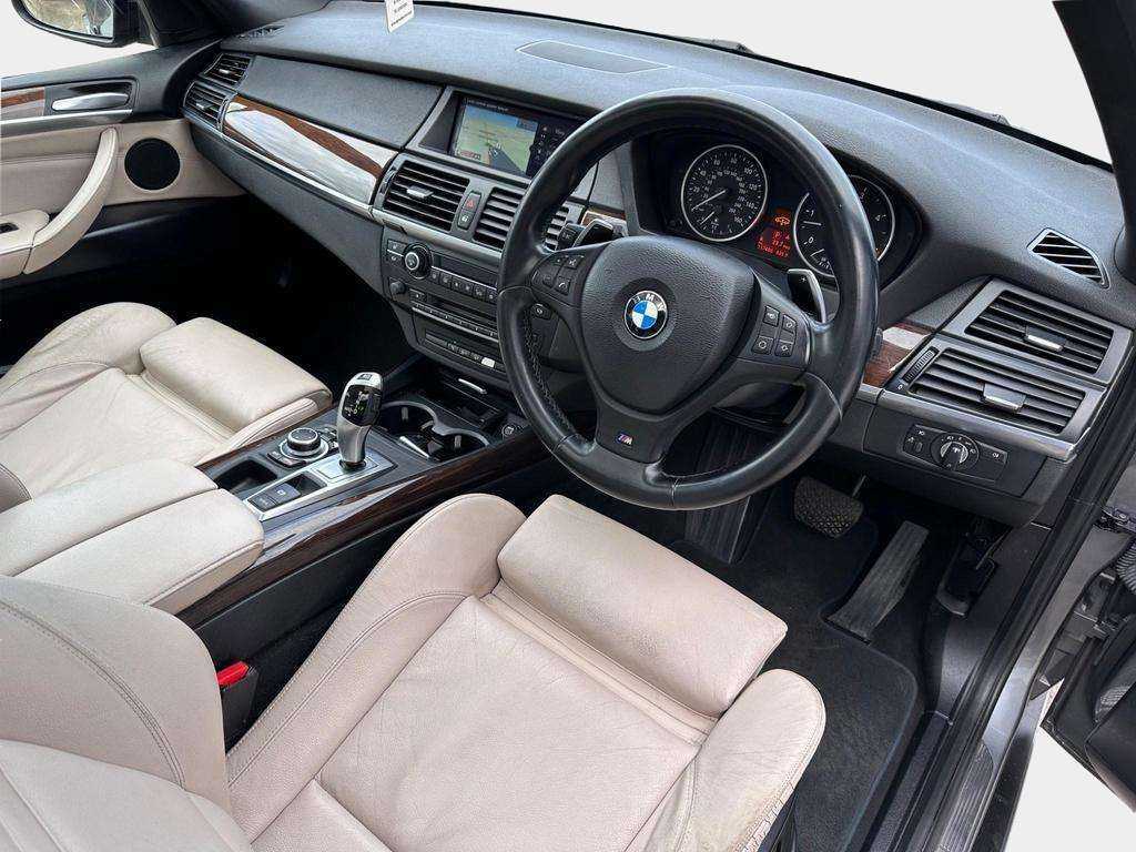 Compare BMW X5 Diesel GV12FXP Silver