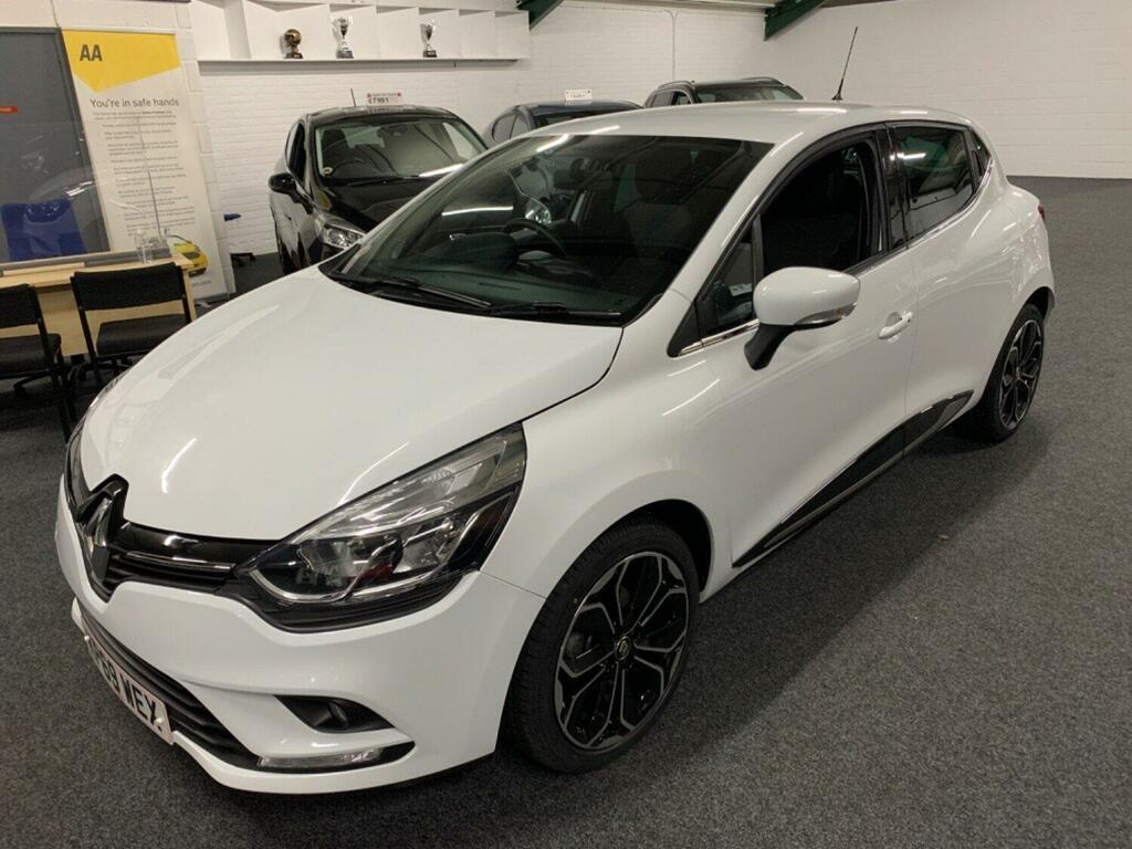 Renault Clio Hatchback 0.9 Iconic Tce 90 My18 201969 White #1