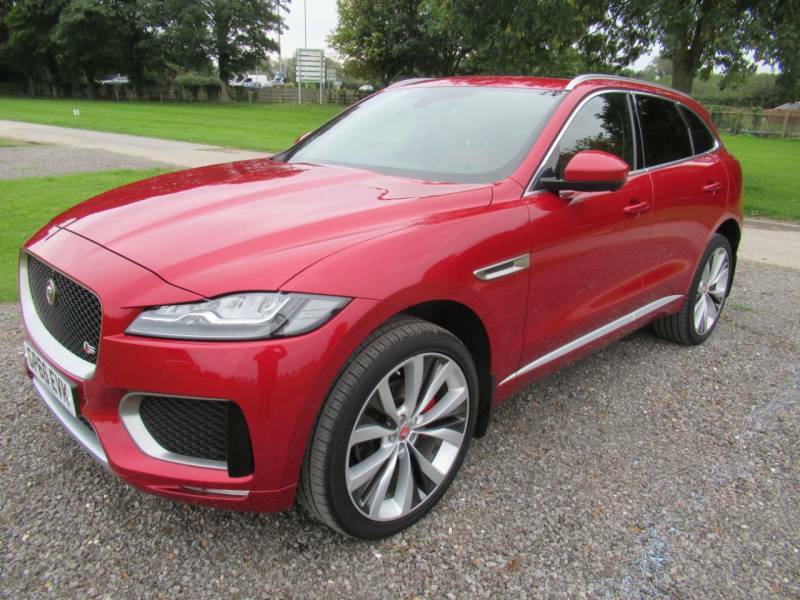 Jaguar F-Pace 3.0 Supercharged V6 S Awd Red #1