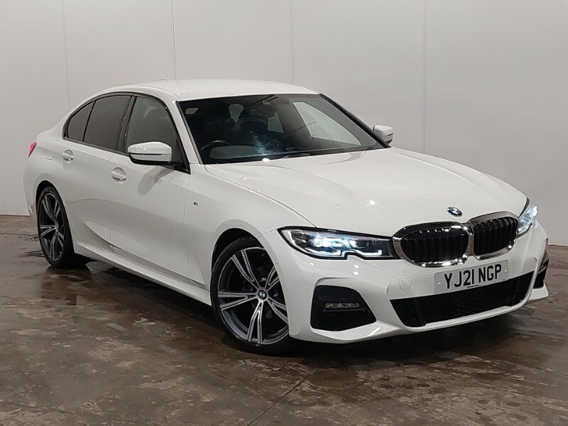 Compare BMW 3 Series 320D M Sport Mhev YJ21NGP White