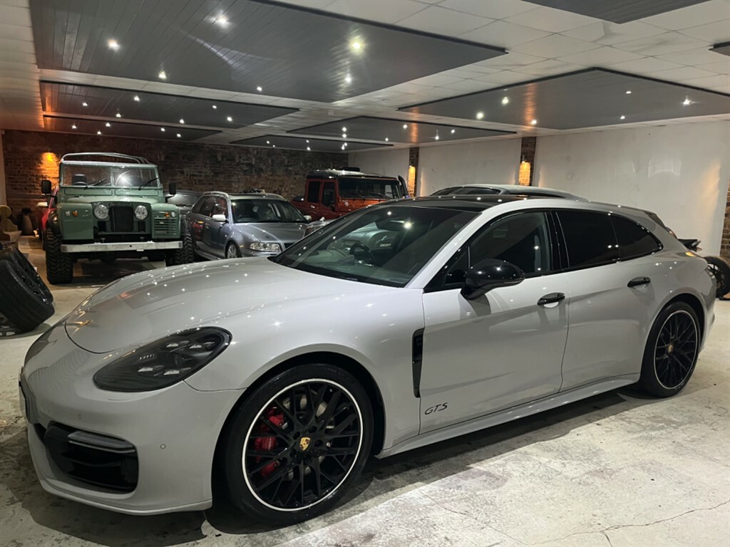 Compare Porsche Panamera Gts Sport Turismo Pdk X10RAV Grey