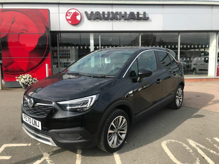 Compare Vauxhall Crossland X Griffin 1.2T 110Ps FE70LNJ Black