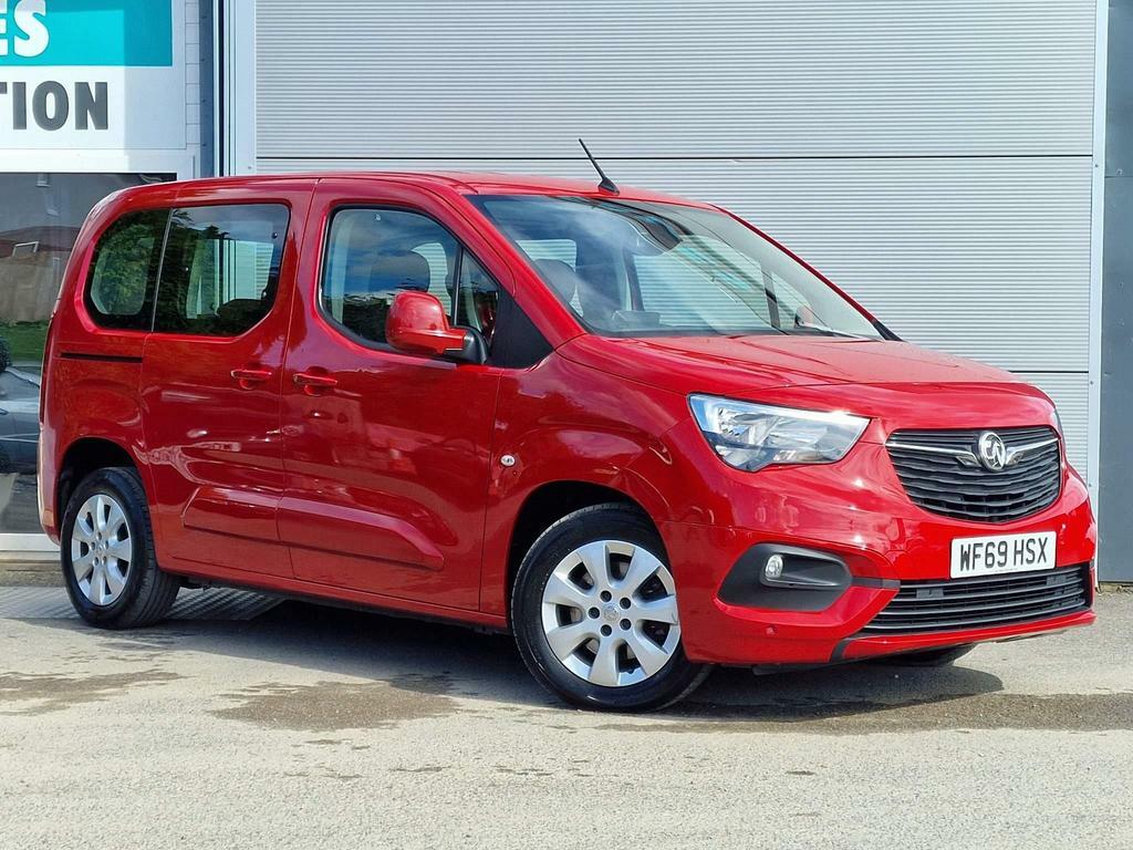 Compare Vauxhall Combo Life Life 1.5 Turbo D Blueinjection Energy Euro 6 WF69HSX Red