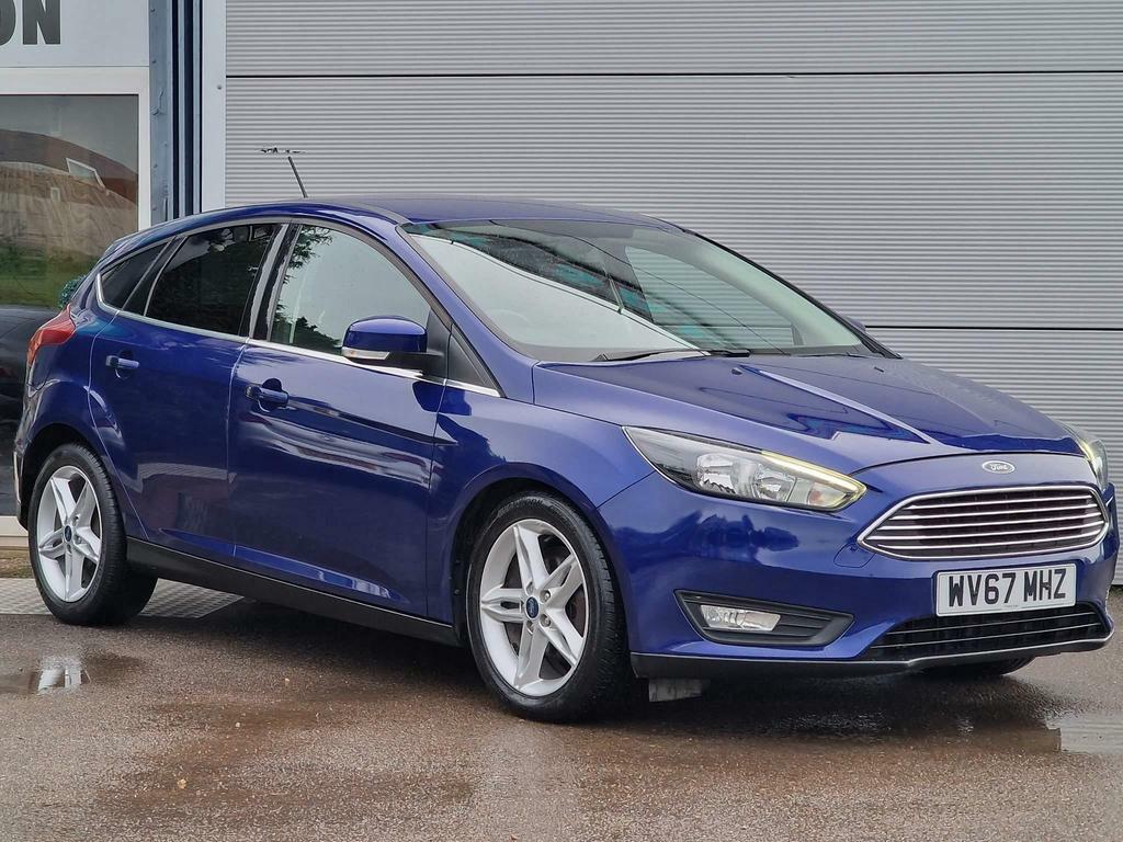 Compare Ford Focus 1.0T Ecoboost Zetec Edition Euro 6 Ss WV67MHZ Blue