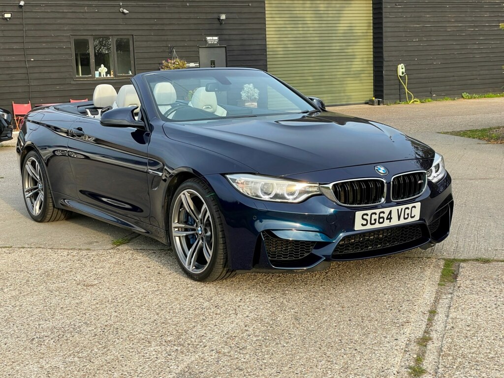 Compare BMW M4 M4 Dct V13MPW Blue