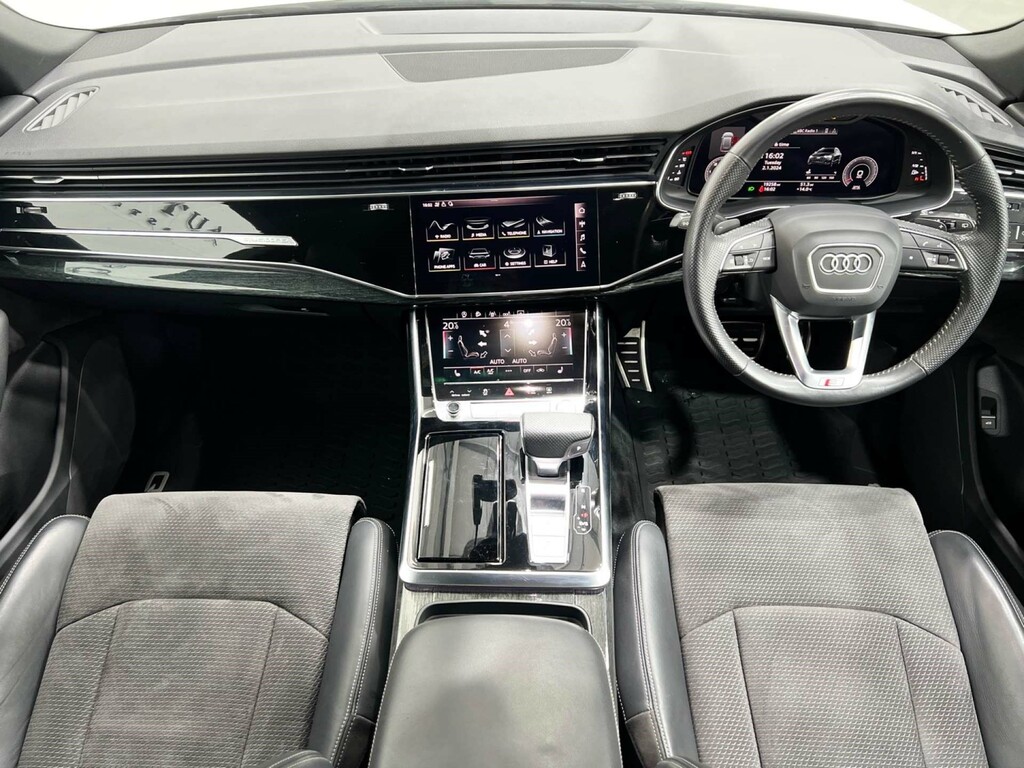 Audi Q8 3.0L S Line 50 Tdi Quattro 4Wd  #1