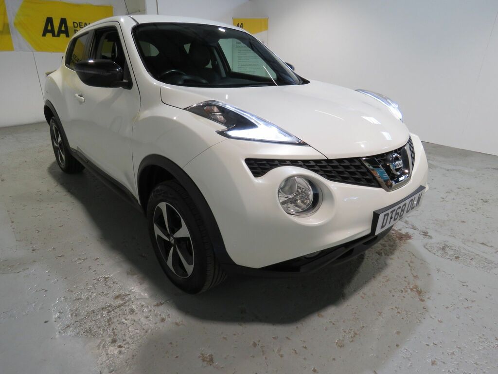Compare Nissan Juke Juke Bose Personal Edition DT68OLW White