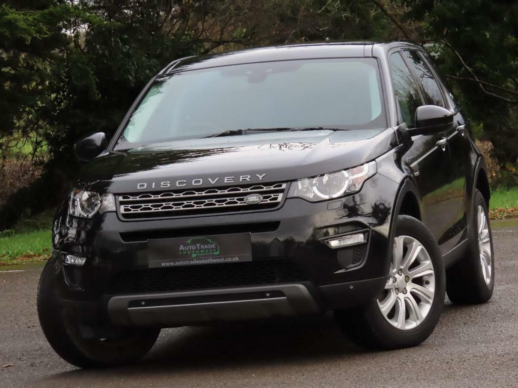 Compare Land Rover Discovery Sport Sport 2.0 Td4 Se Tech 4Wd Euro 6 Ss DY16GRK Black