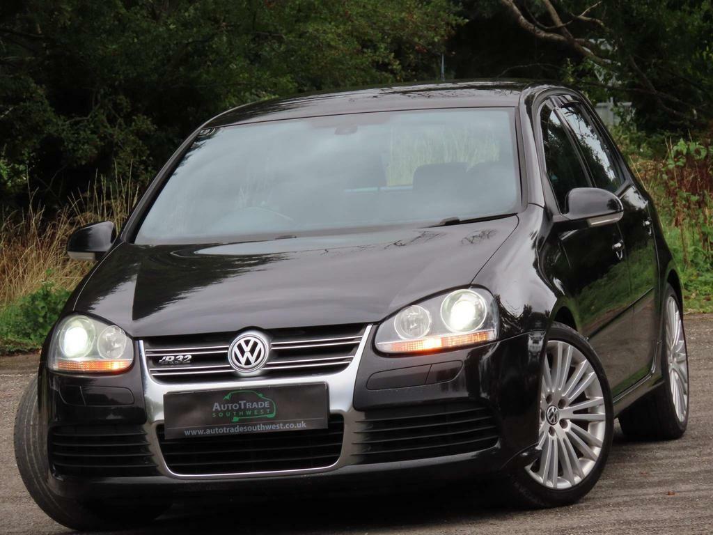 Compare Volkswagen Golf 3.2 V6 R32 4Motion  Black