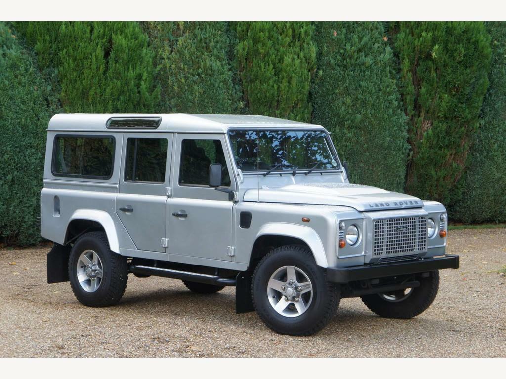 Compare Land Rover Defender 110 110 2.2 Tdci Station Wagon 4Wd Euro 5 OU63HWW Silver