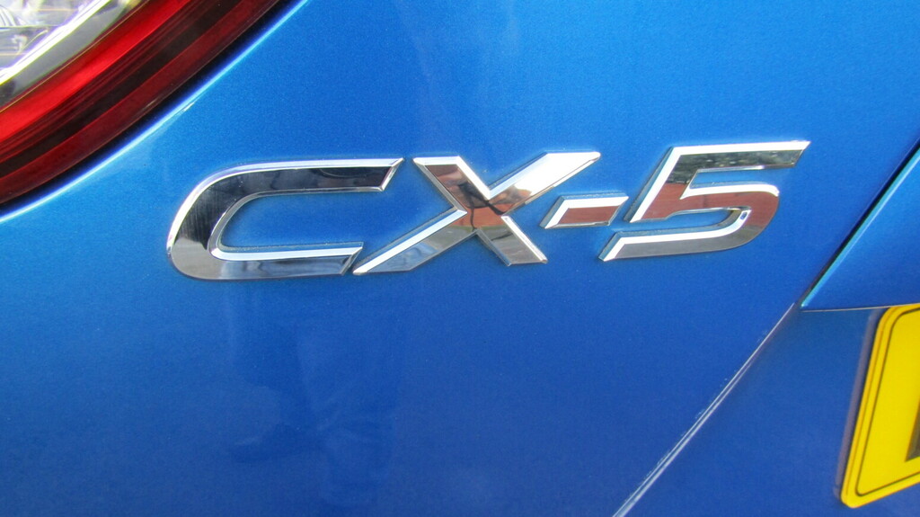 Compare Mazda CX-5 Skyactiv-g Sport MK62ZDG Blue