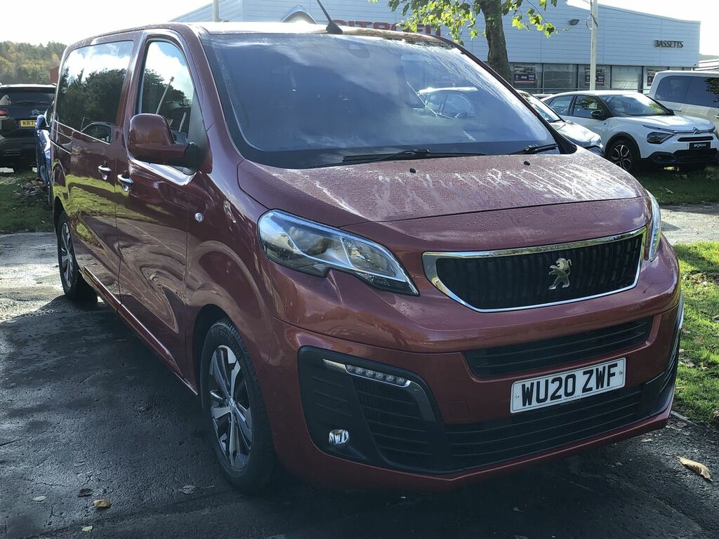 Compare Peugeot Traveller Bluehdi Ss Allure WU20ZWF Red