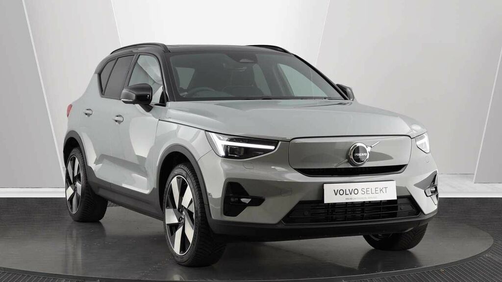 Compare Volvo XC40 P8 Recharge Ultimate, Twin Motor82kwh Battery Pac KR73AHV Grey
