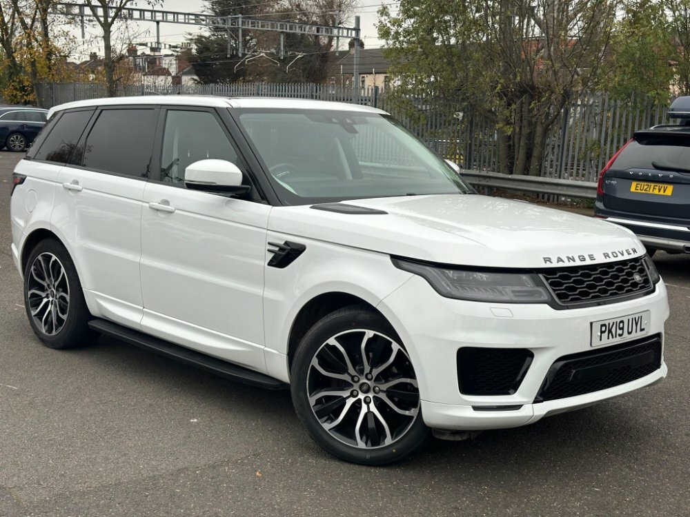 Compare Land Rover Range Rover Sport 3.0 Sd V6 Hse Dynamic 4Wd Euro 6 Ss PK19UYL White