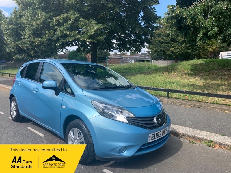 Compare Nissan Note 1.2 Dig-s EU62WEH Blue