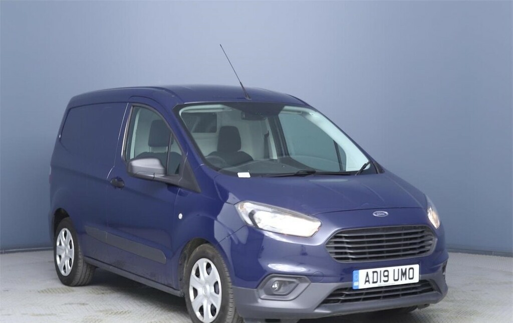 Compare Ford Transit Courier Courier 1.5 Tdci AD19UMO 