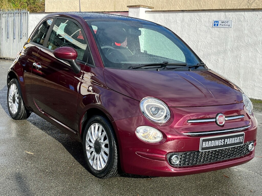 Compare Fiat 500 Mhev Lounge SD70TVC Red
