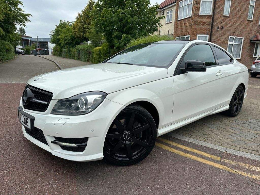 Compare Mercedes-Benz C Class C180 Blueefficiency Amg Sport BV12LWE White