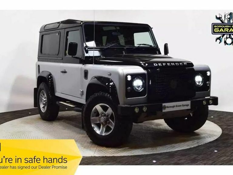 Compare Land Rover Defender 2.2 Tdci Xs Station Wagon 4Wd Euro 5 LY15BTU 