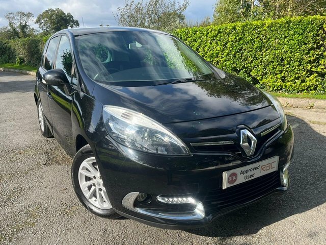 Compare Renault Scenic 1.5 Dynamique Tomtom Energy Dci Ss 110 Bhp SA64ZCL Black