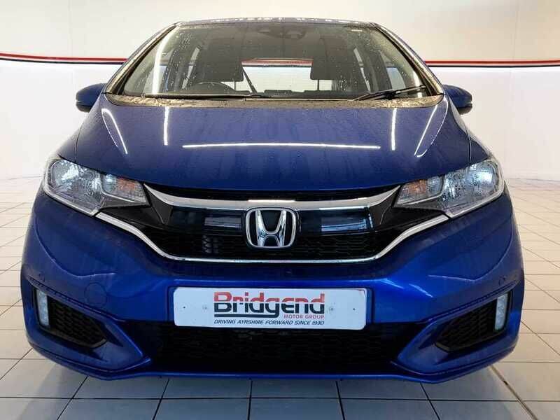 Compare Honda Jazz 1.3 I-vtec Se Hatchback SK18PLU Blue
