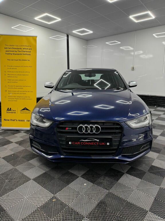 Audi S4 Saloon 3.0 Blue #1