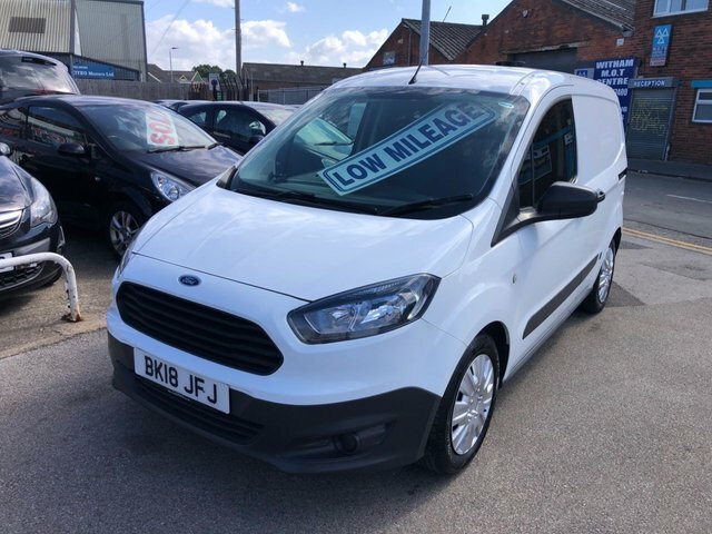 Ford Transit Courier Mpv White #1