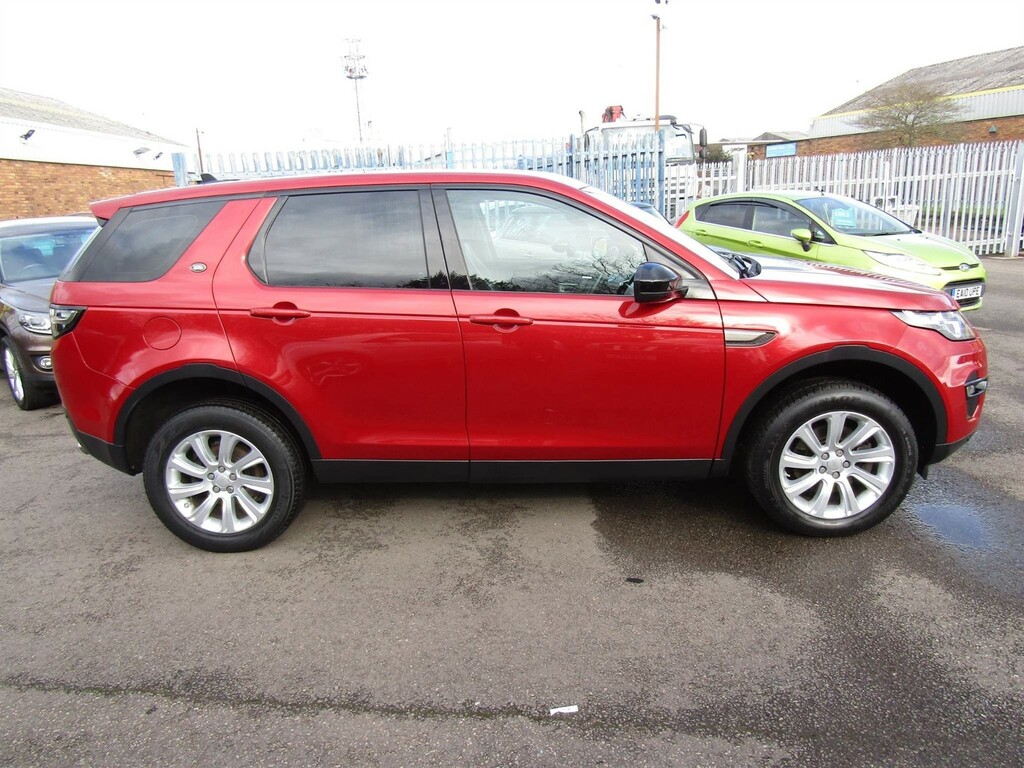 Compare Land Rover Discovery Sport Discovery Sport Se Tech Sd4 YF15UHE Red