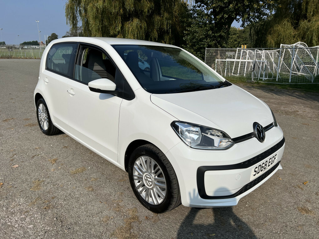 Compare Volkswagen Up Move Up 1.0 SD68EGF 