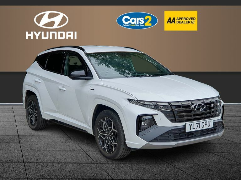 Compare Hyundai Tucson 1.6 Tgdi Hybrid 230 N Line 2Wd YL71GPU White