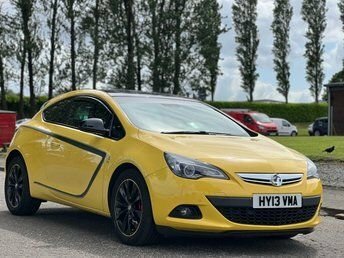 Compare Vauxhall Astra GTC Gtc Sri Cdti HY13VMA Yellow