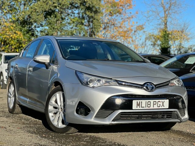 Compare Toyota Avensis 1.6 D-4d Active ML18PGX Silver