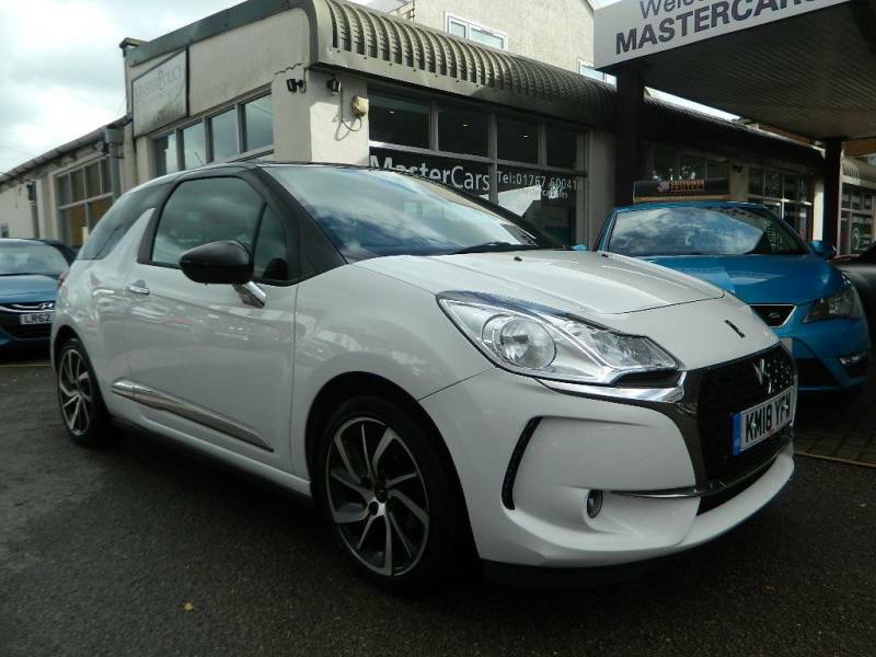 Compare DS DS 3 1.2 Puretech 82 Connected Chic - 59327 Miles 1 KM18YFW White