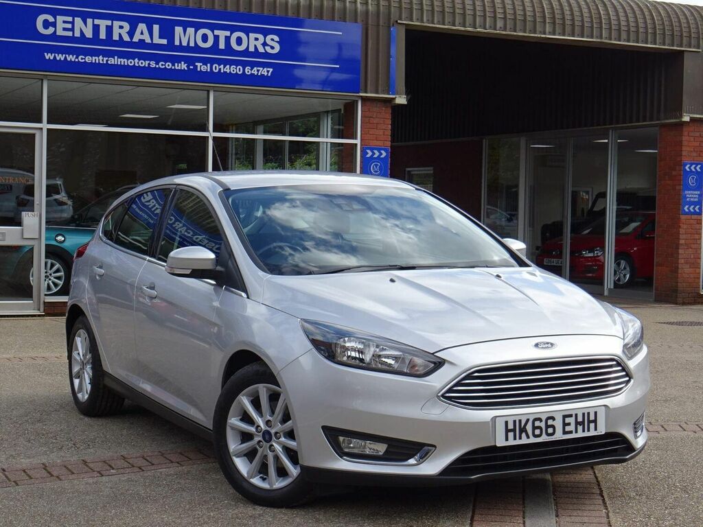 Compare Ford Focus Hatchback 1.0T Ecoboost Titanium Euro 6 Ss HK66EHH Silver