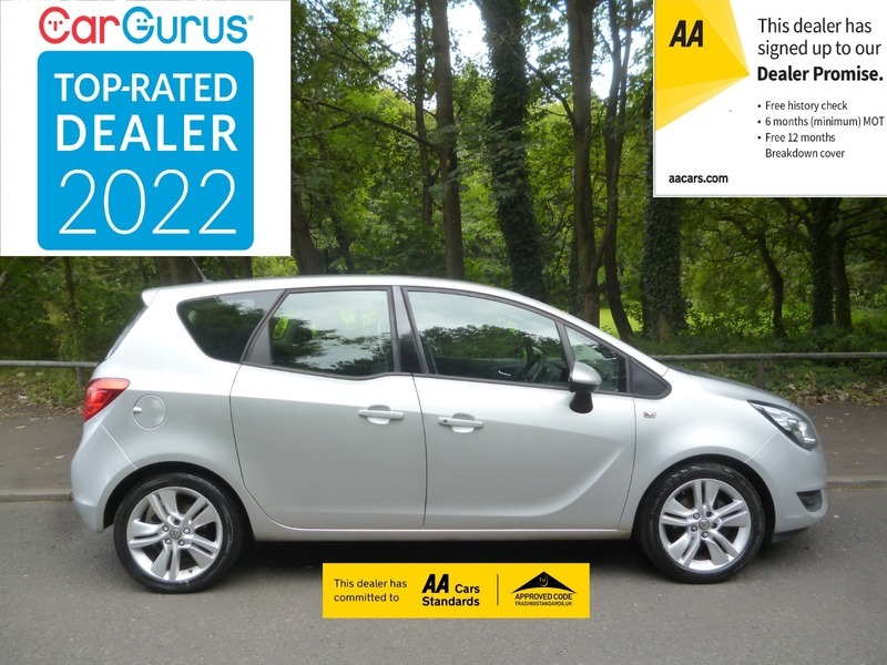 Compare Vauxhall Meriva Club DS66WKR Silver