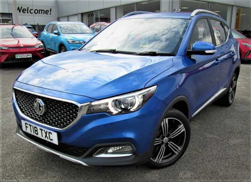 Compare MG ZS Exclusive FT18TXC Blue