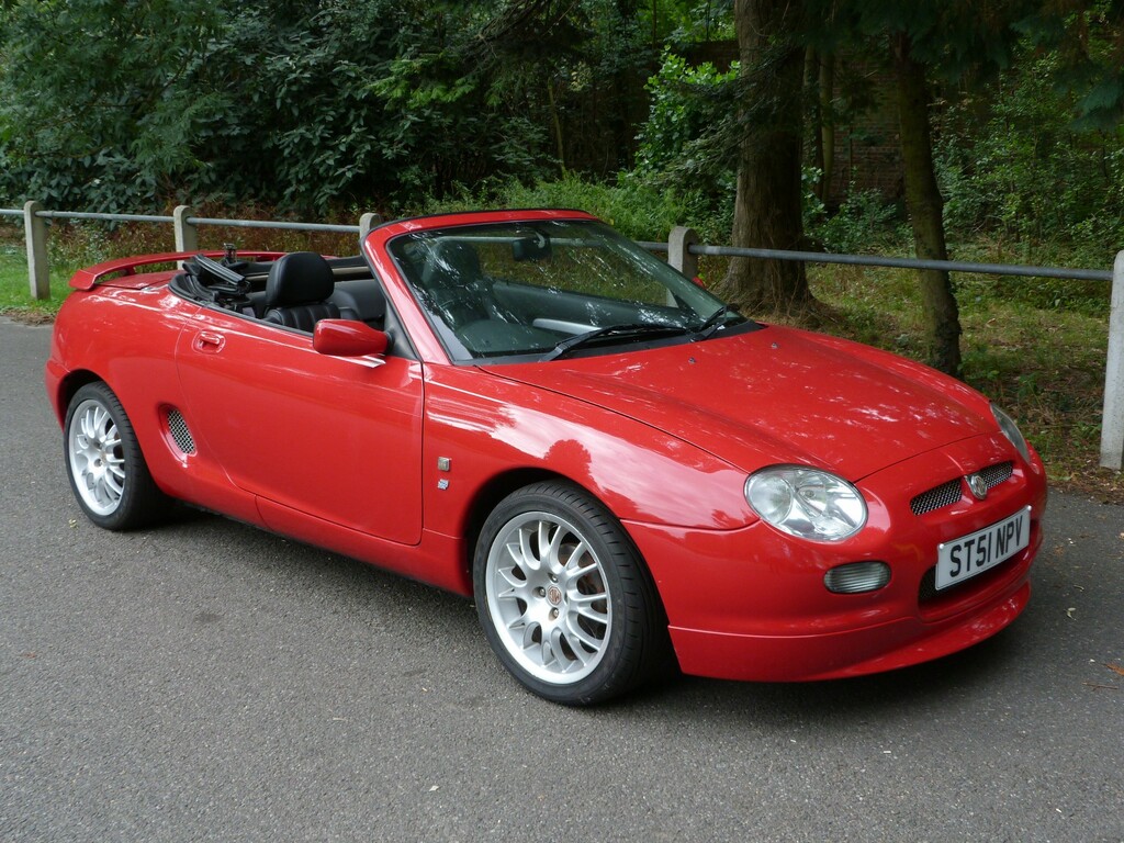 Compare MG MGF Freestyle Vvc,hardtop,new Hgasket-cbelt-water P ST51NPV Red