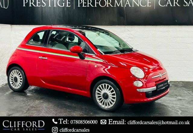 Compare Fiat 500 1.4 Lounge 99 Bhp WR59AZT Red
