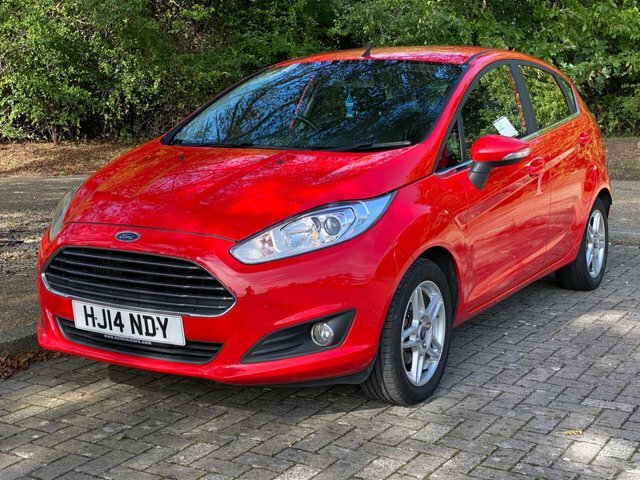 Compare Ford Fiesta 1.0 Zetec 99 Bhp HJ14NDY Red