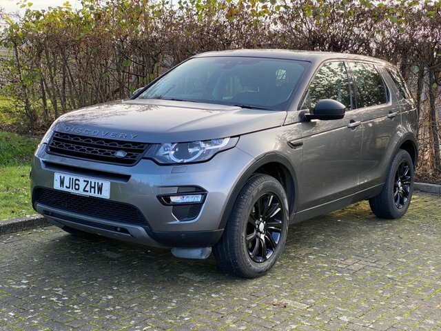 Compare Land Rover Discovery Discovery Sport Se Tech Td4 WJ16ZHW Grey