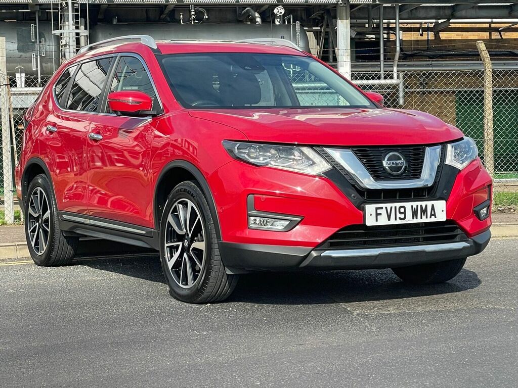 Compare Nissan X-Trail 1.7 Dci FV19WMA Red
