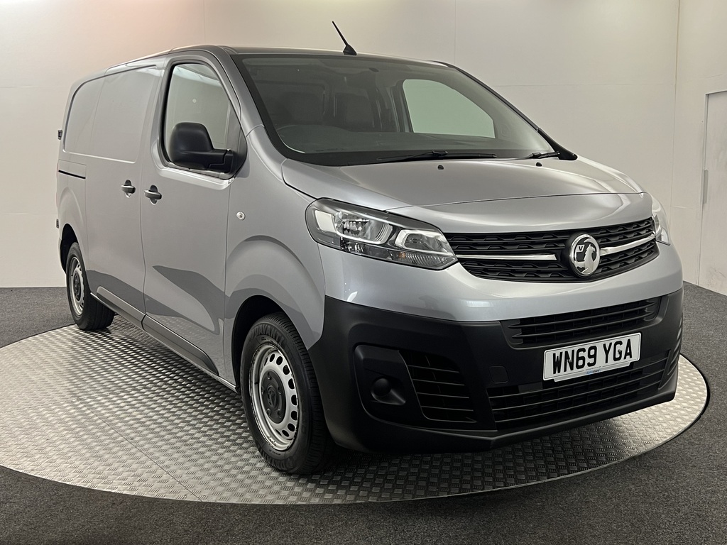 Compare Vauxhall Vivaro 2900 1.5D 100Ps Edition H1 Van WN69YGA Grey