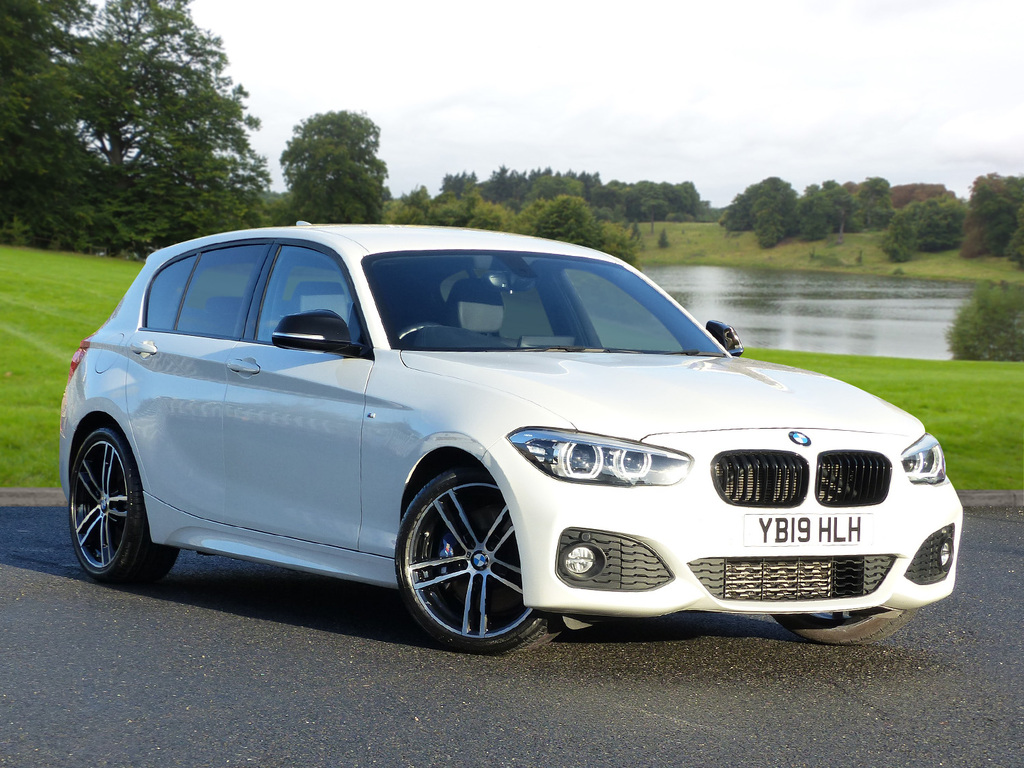Compare BMW 1 Series 116D M Sport Shadow Edition YB19HLH White
