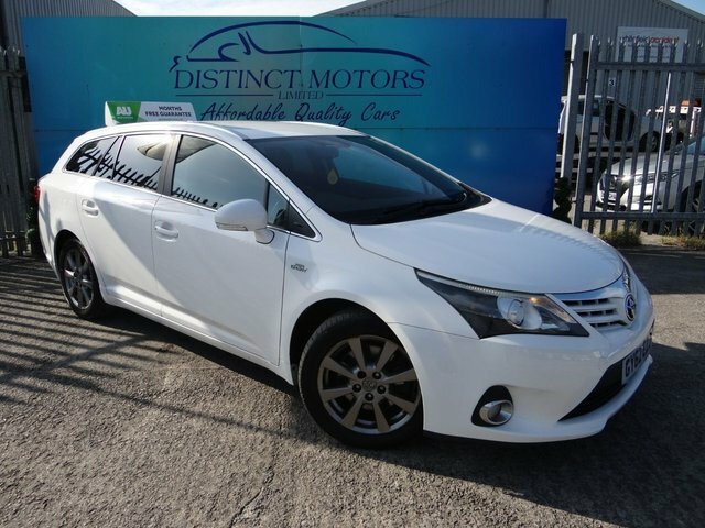Compare Toyota Avensis D-cat T4 GY62EZJ White