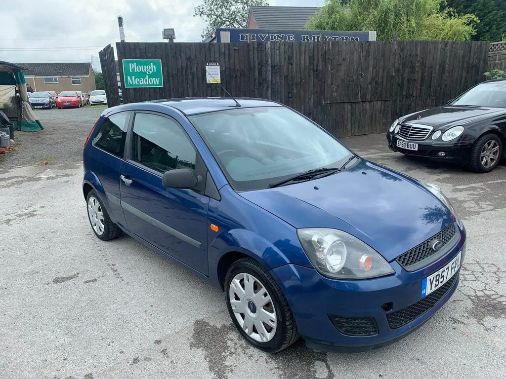 Compare Ford Fiesta 1.25 Style Climate YB57FPL Blue
