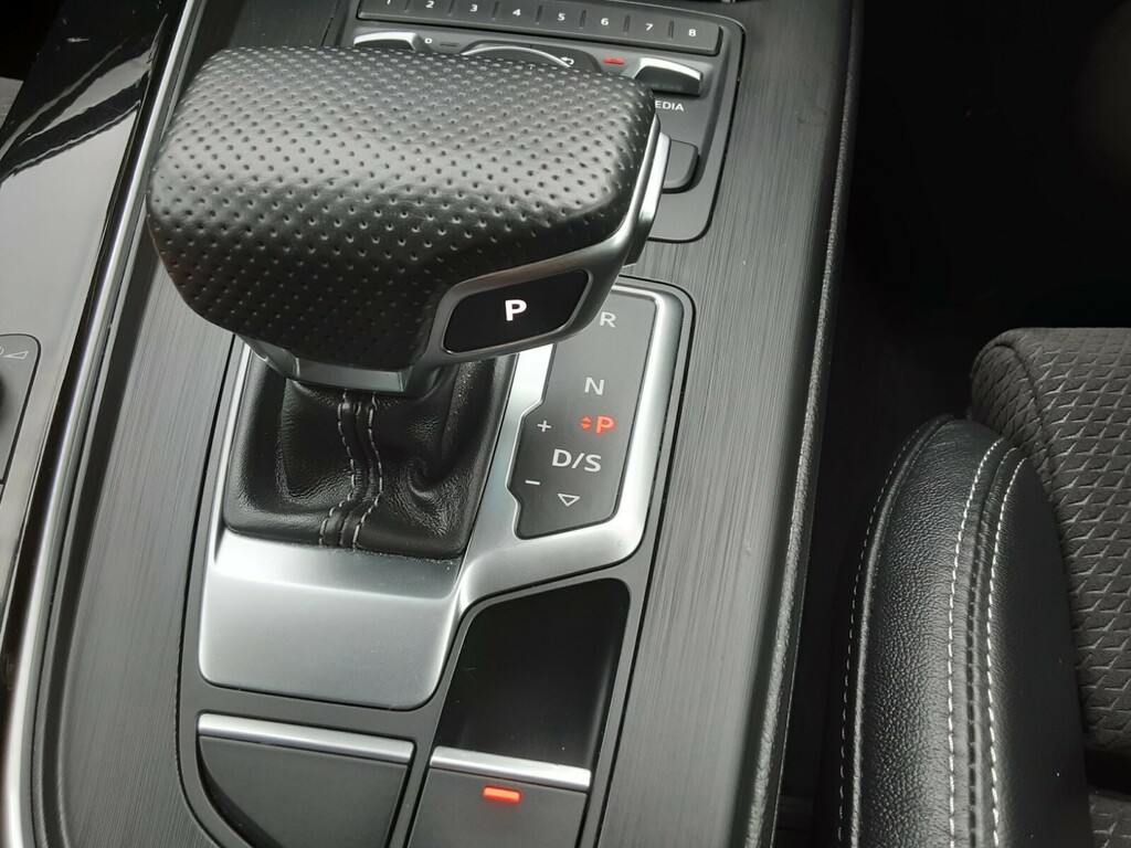 Audi A4 Saloon Black #1